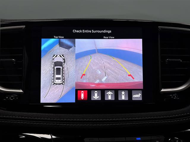 New 2026 Chrysler Pacifica Limited w/ Trailer Tow Group image 11