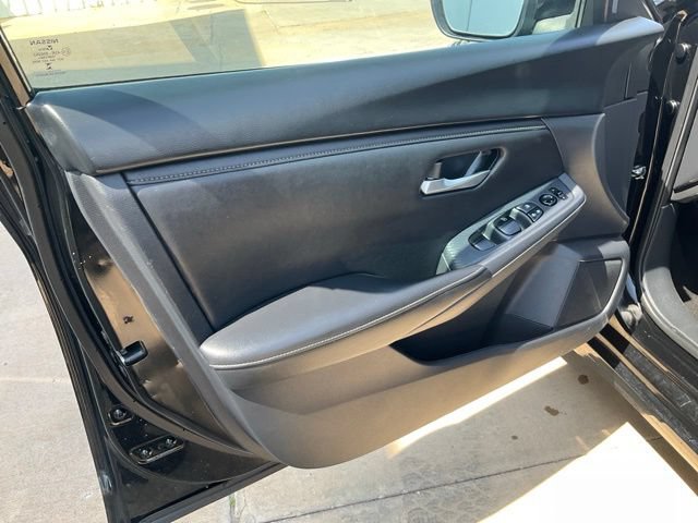 Used 2024 Nissan Sentra SV FWD image 5