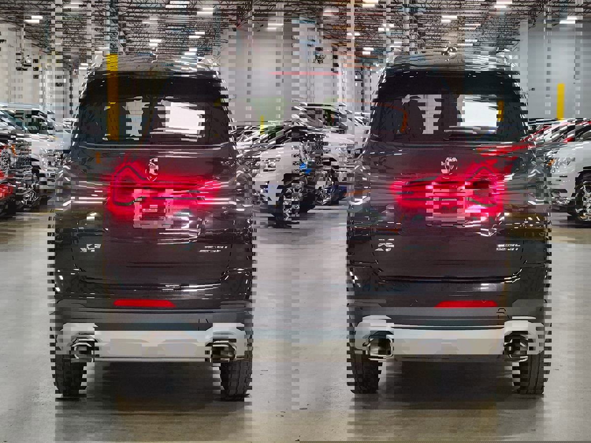 Used 2024 BMW X3 sDrive30i w/ Convenience Package image 10