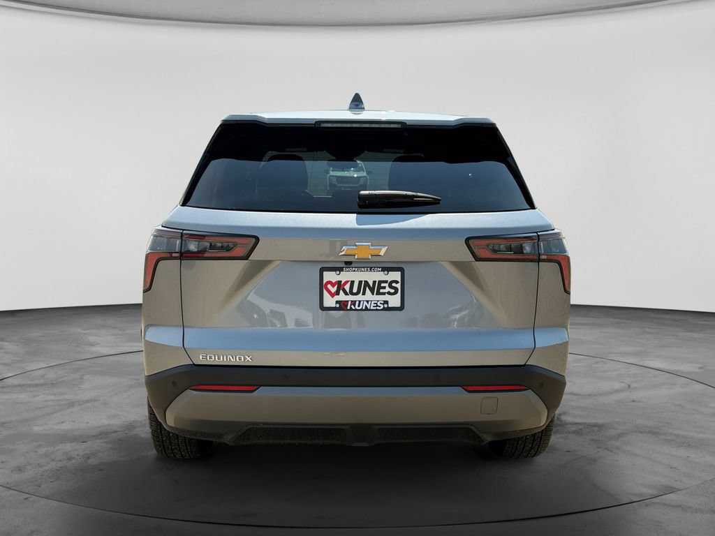 Used 2025 Chevrolet Equinox LT FWD image 9