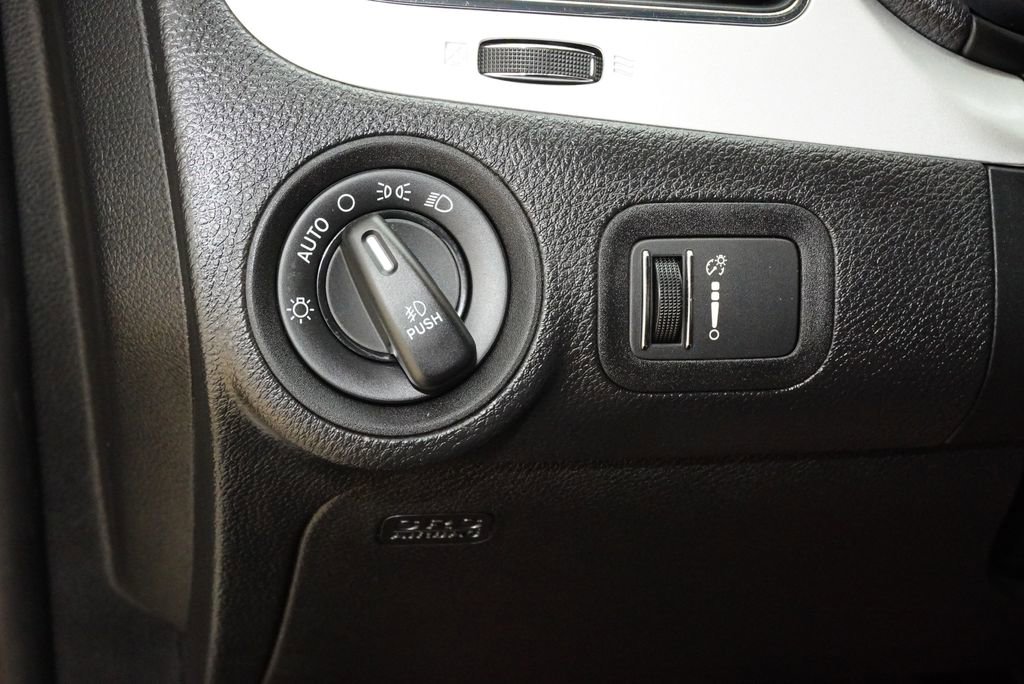 Used 2019 Dodge Journey SE w/ Connectivity Group image 22