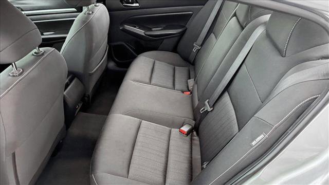 Used 2022 Nissan Altima 2.5 SV image 17
