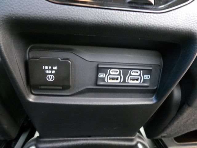 Used 2024 Jeep Grand Cherokee Overland w/ Adv Protech Group III AWD/4WD image 22
