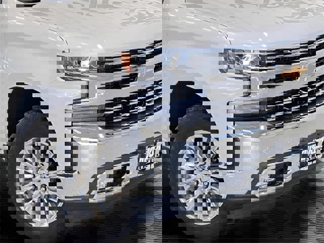 Used 2020 Chevrolet Silverado 1500 LTZ w/ LTZ Plus Package image 32