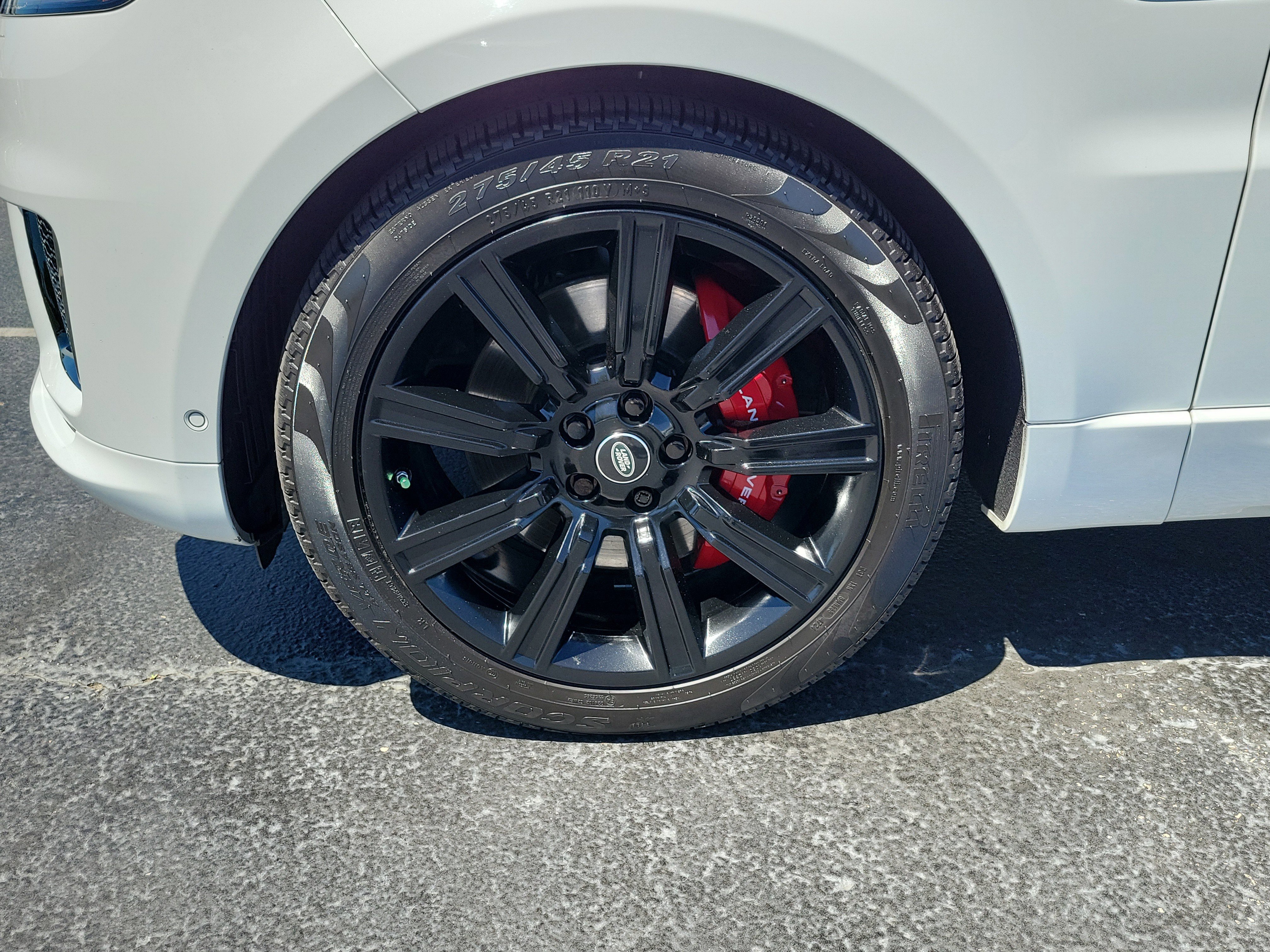 Used 2020 Land Rover Range Rover Sport HST image 5