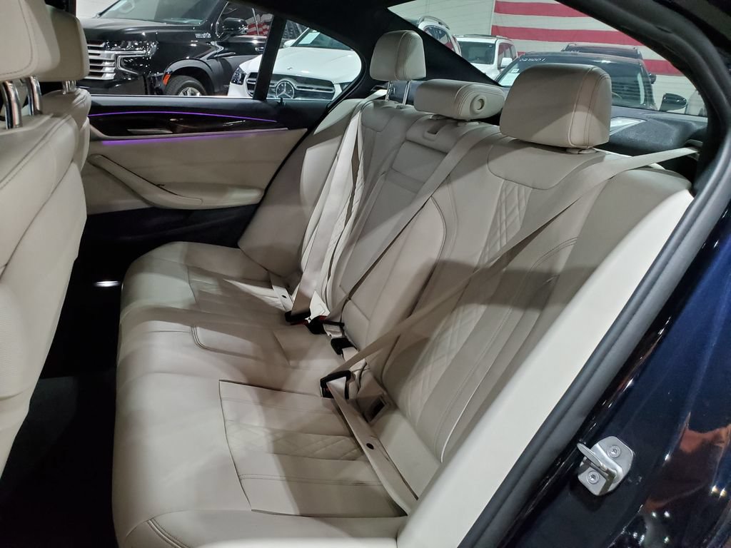 Used 2018 BMW 530i xDrive AWD/4WD image 22