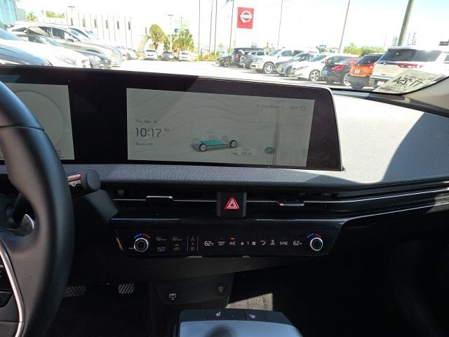 Used 2024 Kia EV6 Light image 17