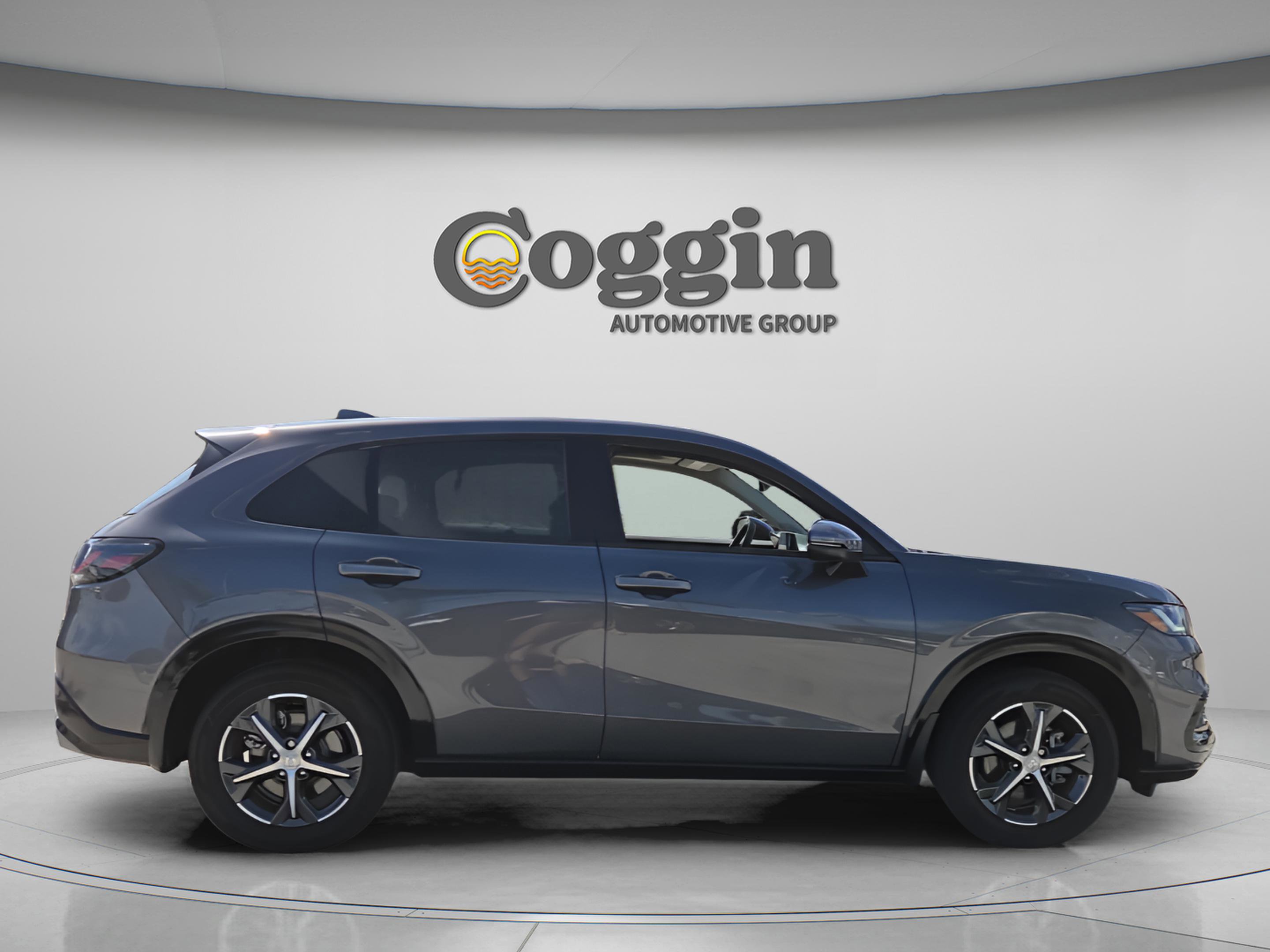 Certified 2025 Honda HR-V EX-L image 6