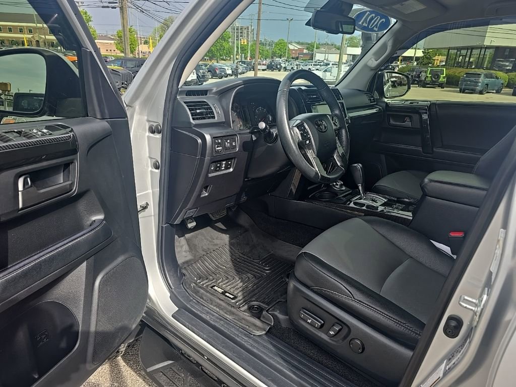 Used 2021 Toyota 4Runner SR5 Premium AWD/4WD image 11