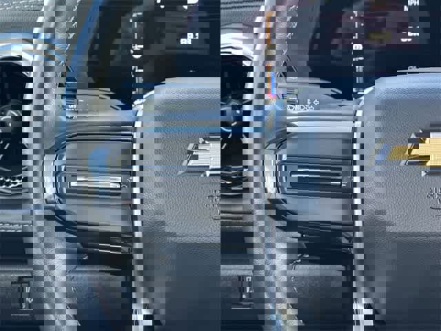 Used 2023 Chevrolet Colorado LT image 8