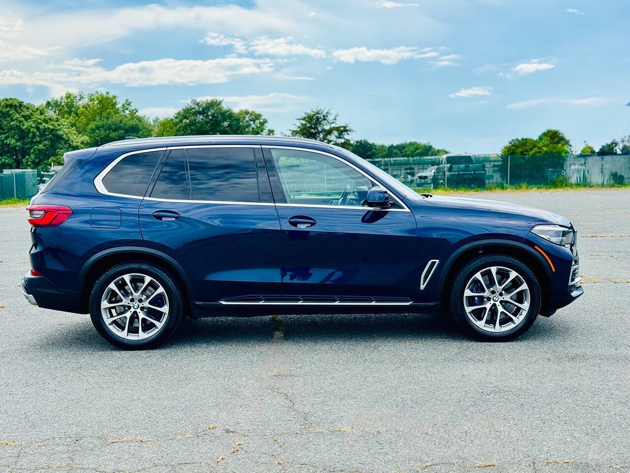 Used 2019 BMW X5 xDrive40i w/ Premium Package 2 image 7
