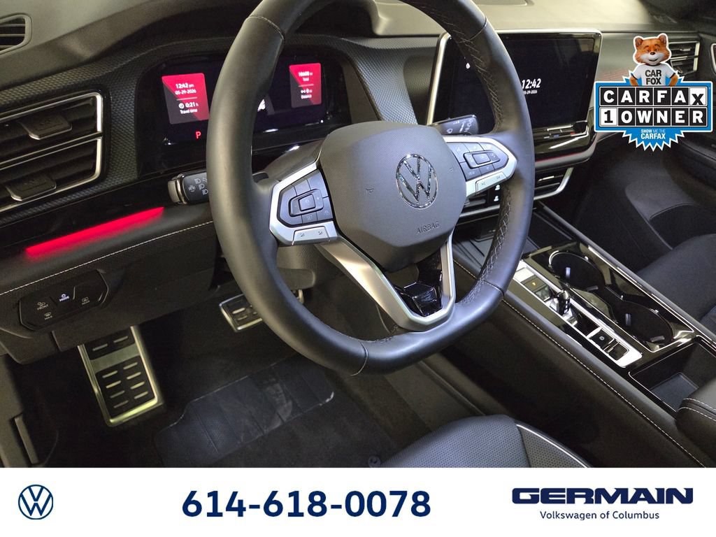 Certified 2025 Volkswagen Atlas Cross Sport SEL Premium R-Line AWD/4WD image 20