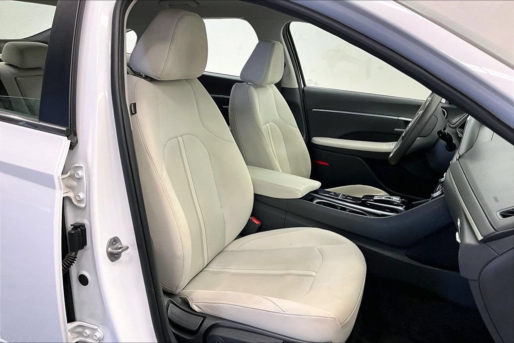 Used 2023 Hyundai Sonata SEL FWD image 6