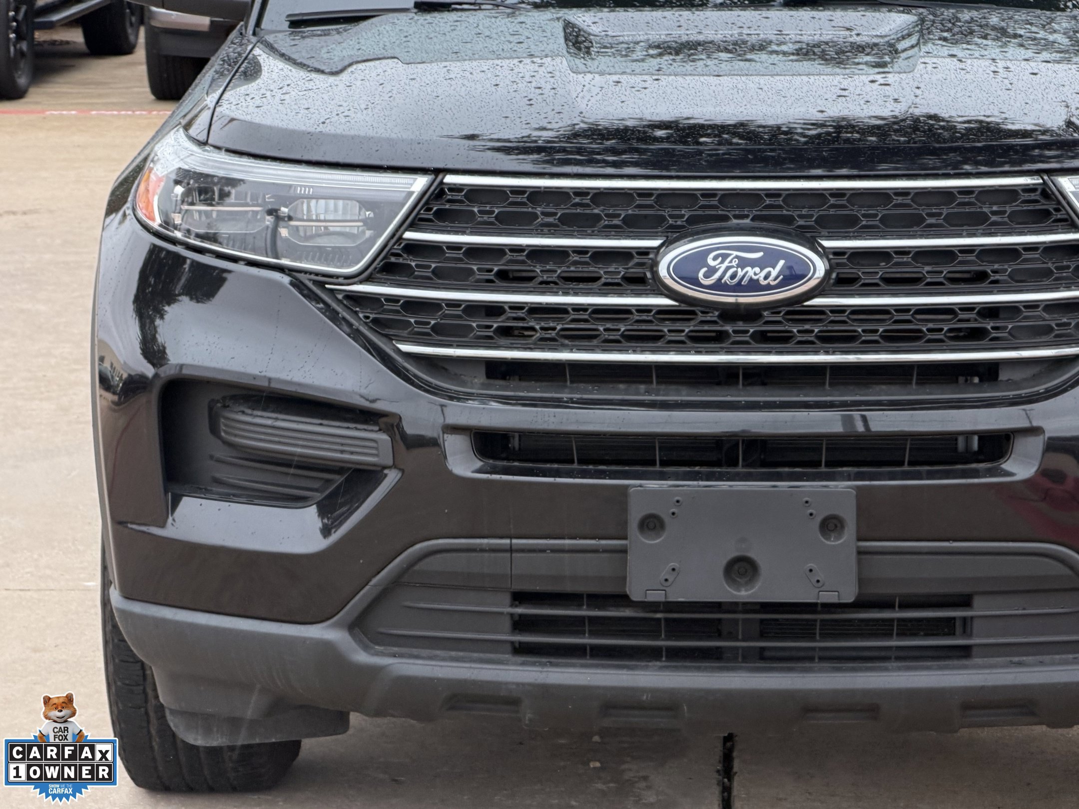 Used 2023 Ford Explorer XLT AWD/4WD image 10