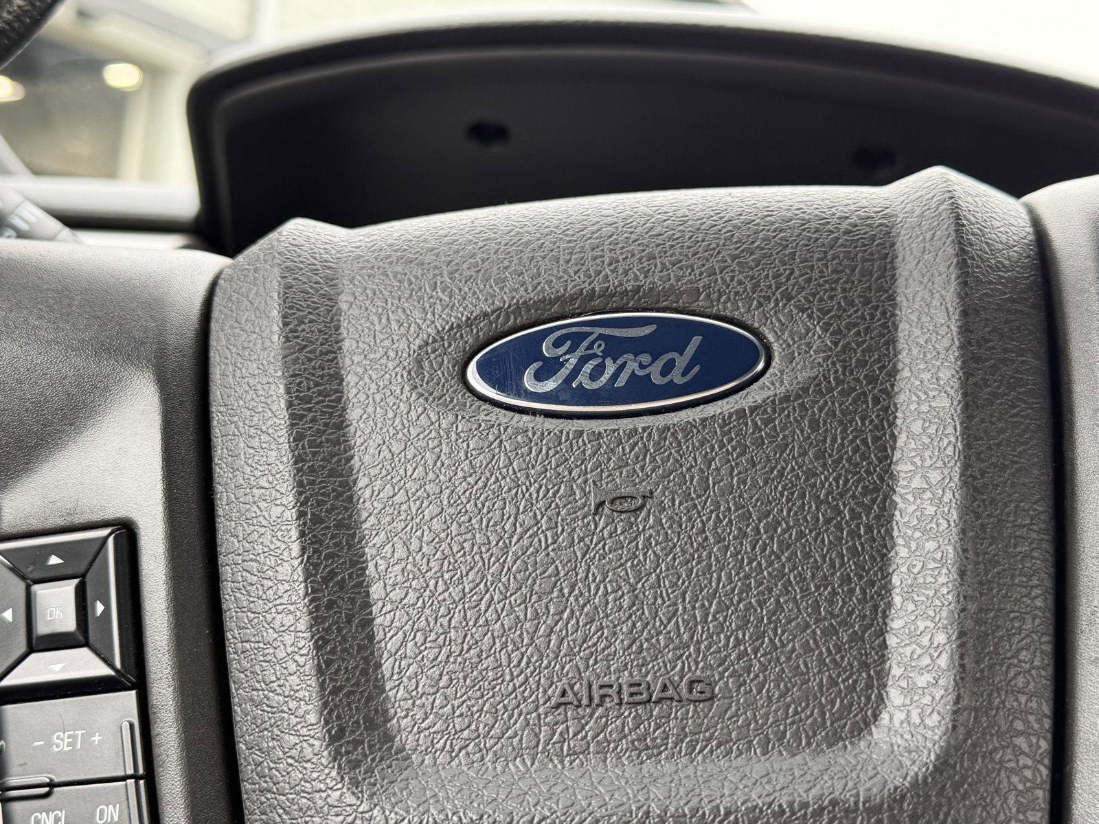 Used 2014 Ford F150 Raptor w/ Equipment Group 801A Luxury AWD/4WD image 16