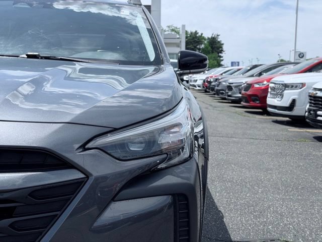 Used 2023 Subaru Outback Premium AWD/4WD image 3
