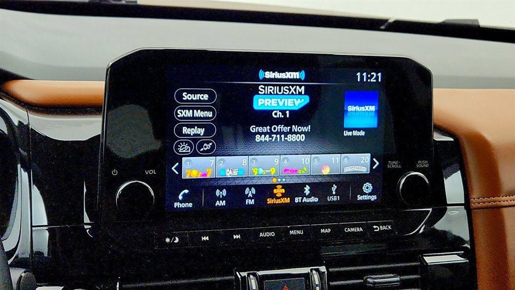 Used 2024 Nissan Pathfinder Platinum w/ Cargo Package AWD/4WD image 19