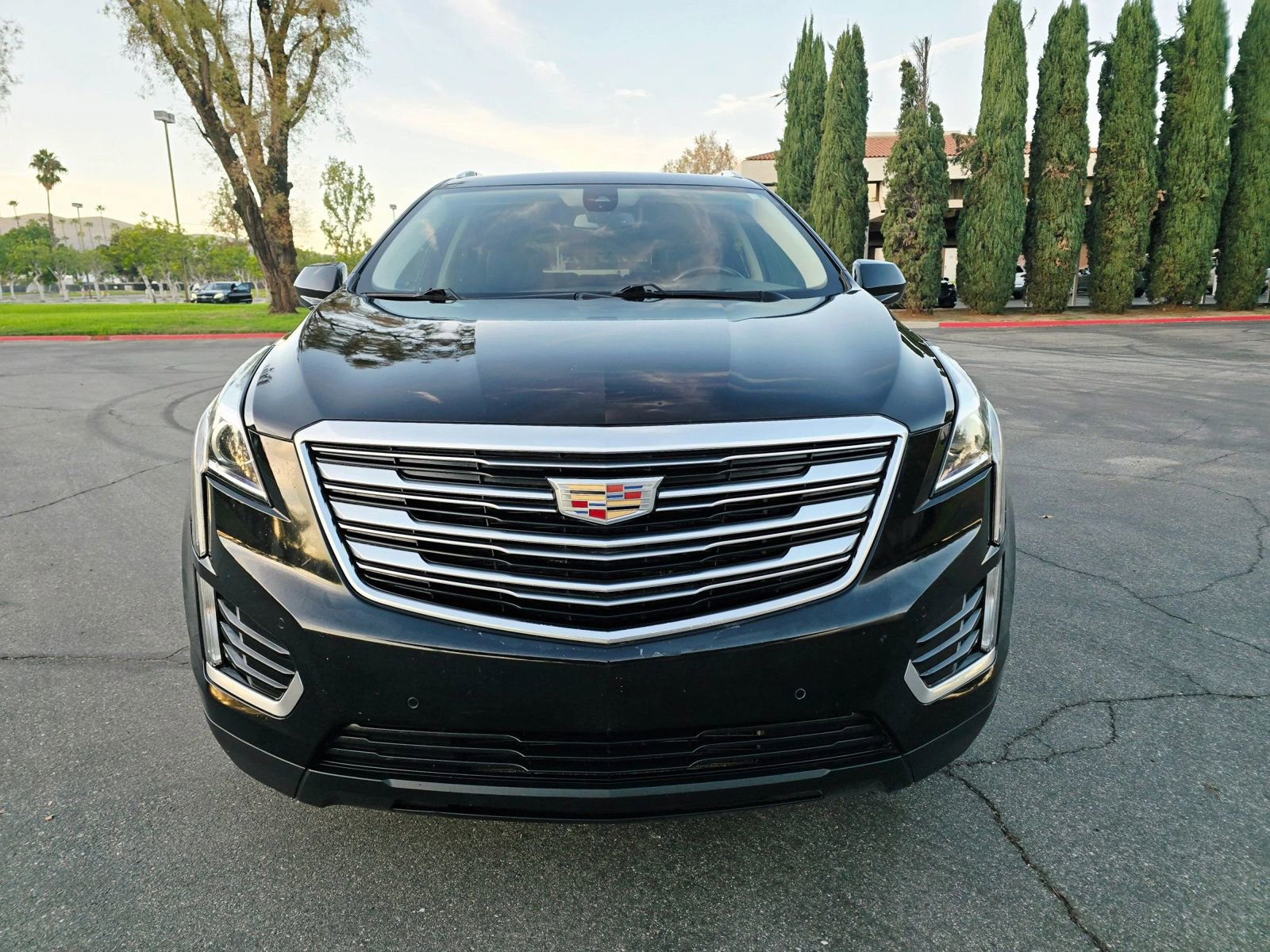 Used 2017 Cadillac XT5 Luxury w/ Driver Awareness Package image 2