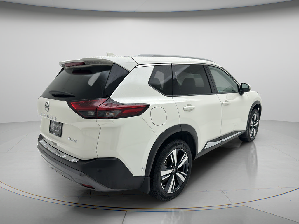 Used 2023 Nissan Rogue SL w/ SL Premium Package AWD/4WD image 5