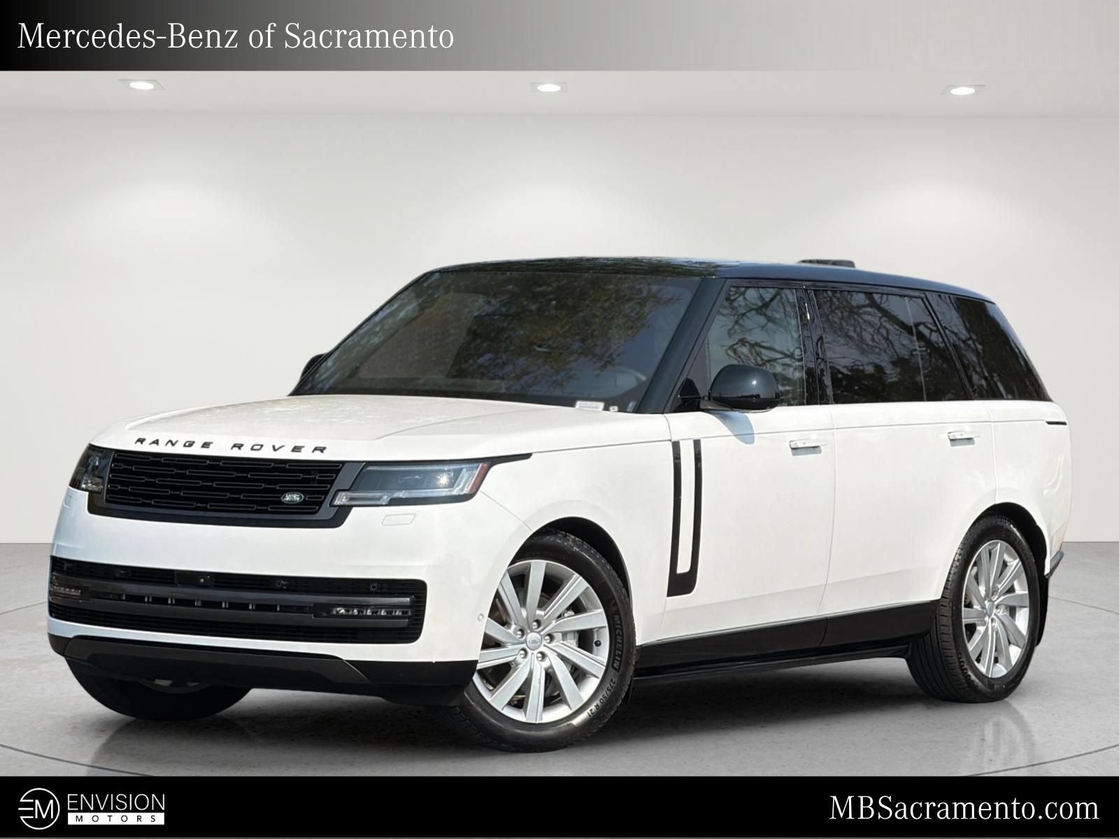 Used 2023 Land Rover Range Rover Long Wheelbase SE AWD/4WD image 1