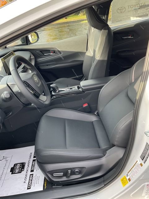New 2026 Toyota Prius XLE image 11