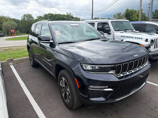 Used 2024 Jeep Grand Cherokee Limited 4xe AWD/4WD image 3