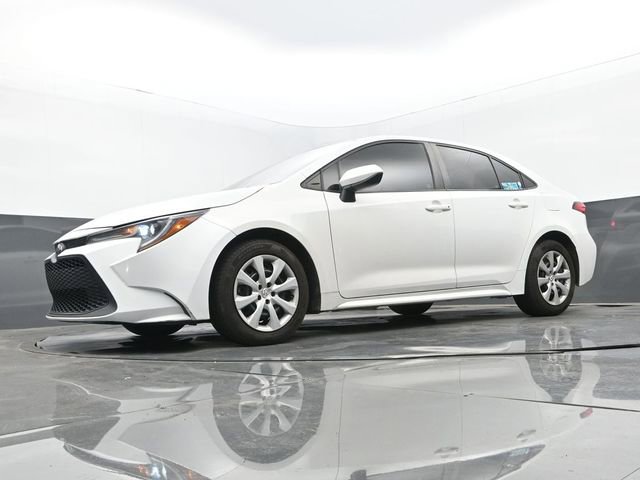 Used 2022 Toyota Corolla LE FWD image 12