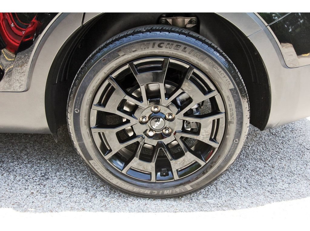 Used 2022 Kia Telluride SX w/ Nightfall Edition Package AWD/4WD image 31