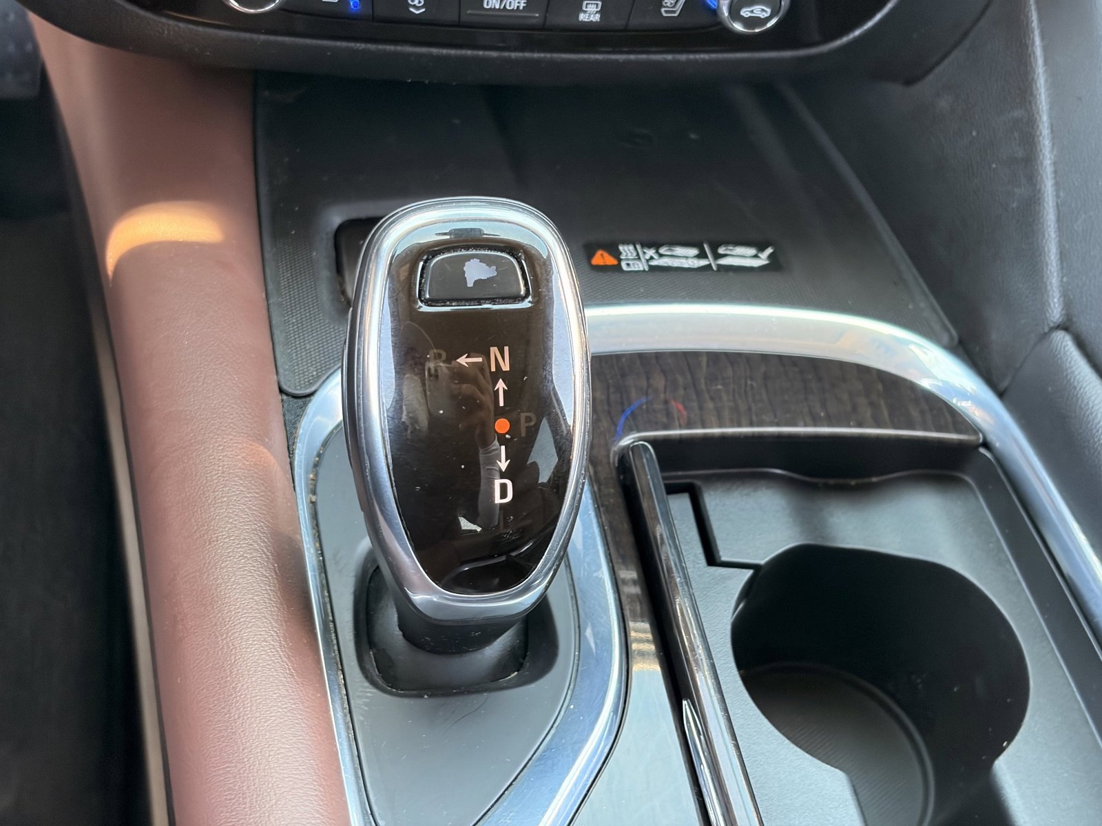 Used 2018 Buick Enclave Avenir w/ Avenir Technology Package FWD image 24
