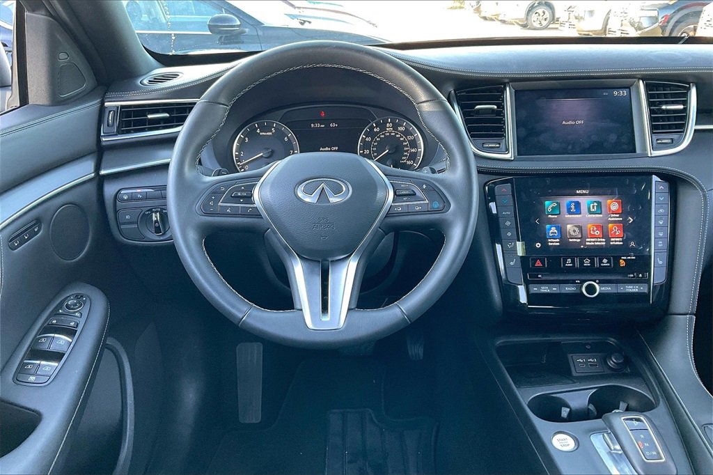 Used 2025 INFINITI QX55 Luxe w/ Cargo Package image 5