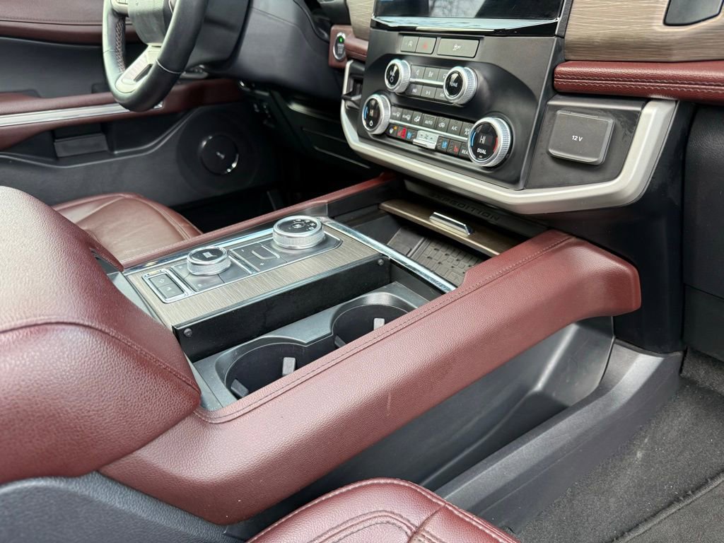 Used 2024 Ford Expedition Max Limited image 43