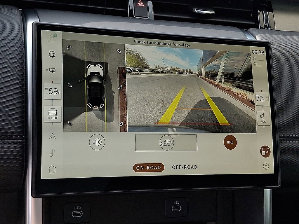 New 2026 Land Rover Discovery Sport Landmark image 16