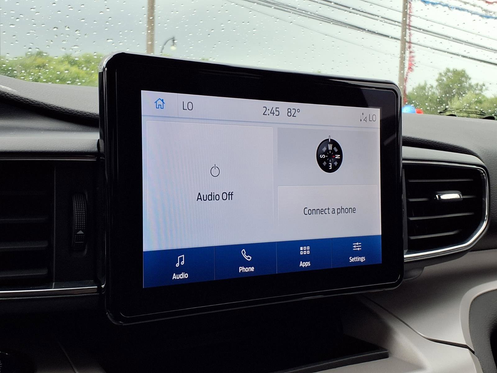 Used 2023 Ford Explorer XLT w/ Equipment Group 202A AWD/4WD image 12