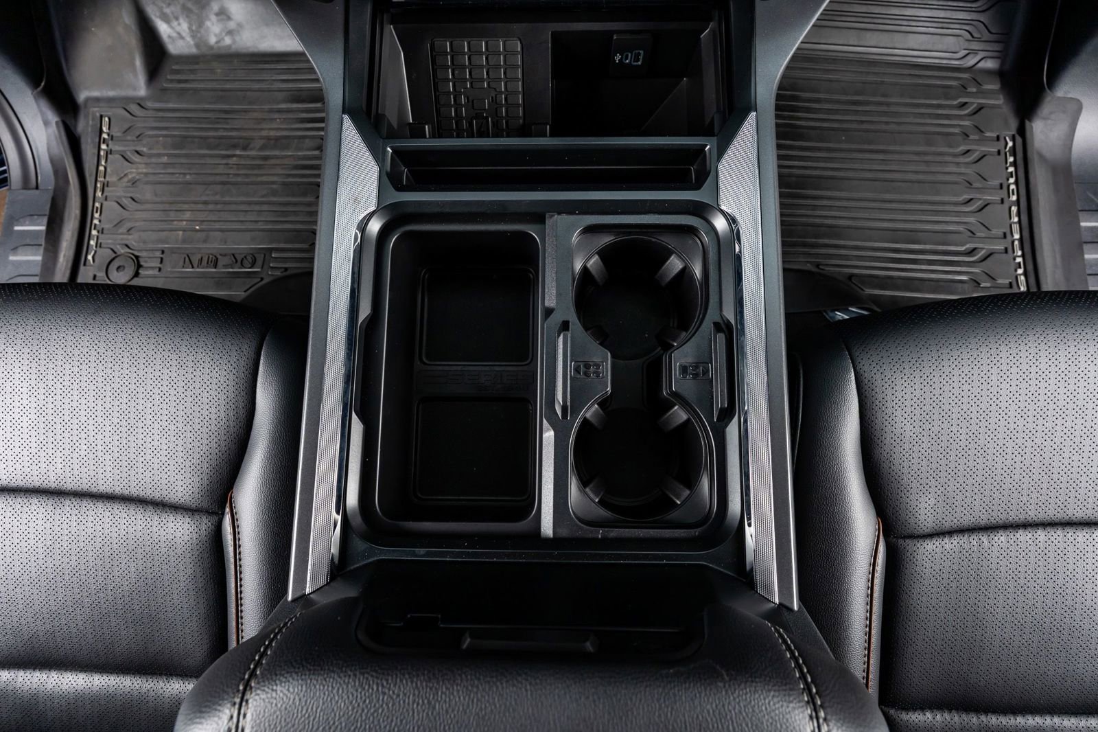 Used 2025 Ford F350 Lariat w/ Black Appearance Package image 28