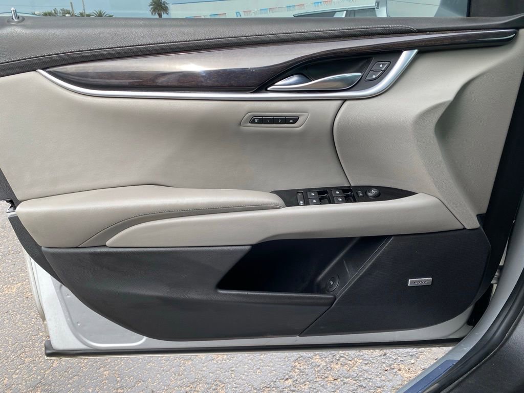 Used 2016 Cadillac XTS Premium FWD image 35