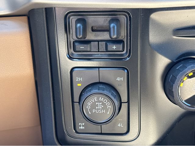 New 2026 Ford F250 XLT w/ XLT Premium Package AWD/4WD image 28