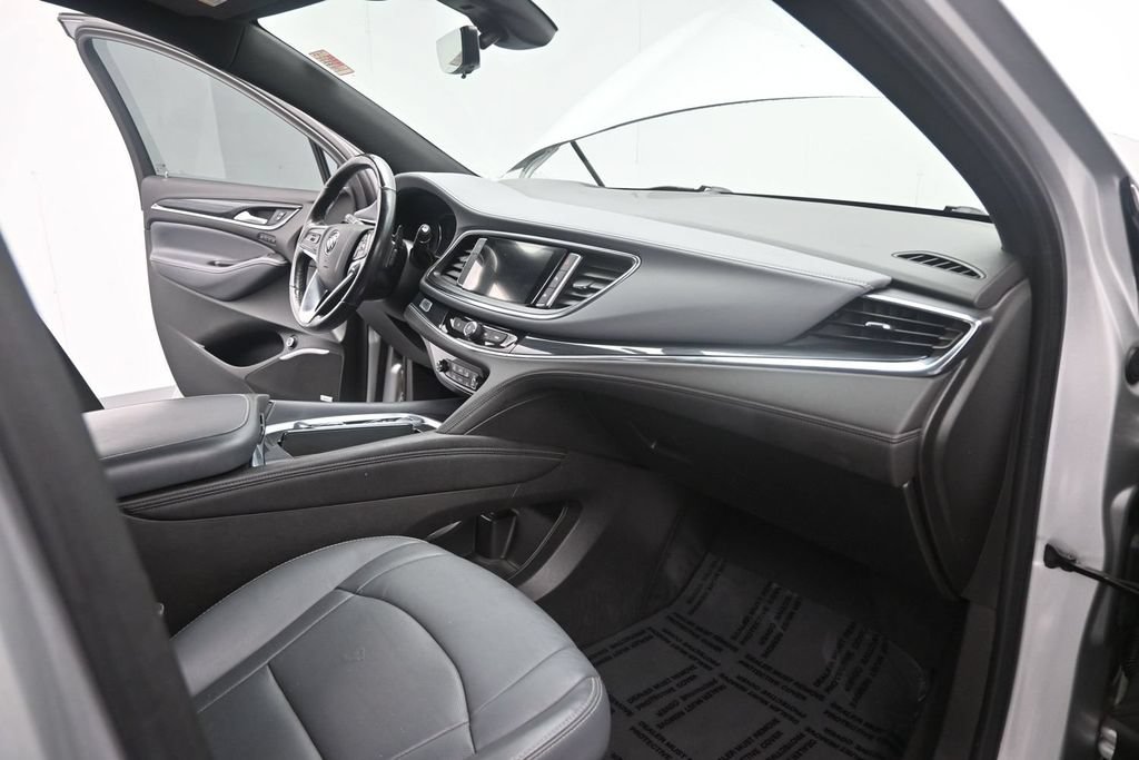 Used 2022 Buick Enclave Premium FWD image 21