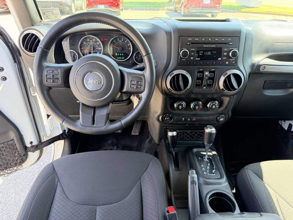 Used 2017 Jeep Wrangler Unlimited Sport w/ Quick Order Package 24S AWD/4WD image 2