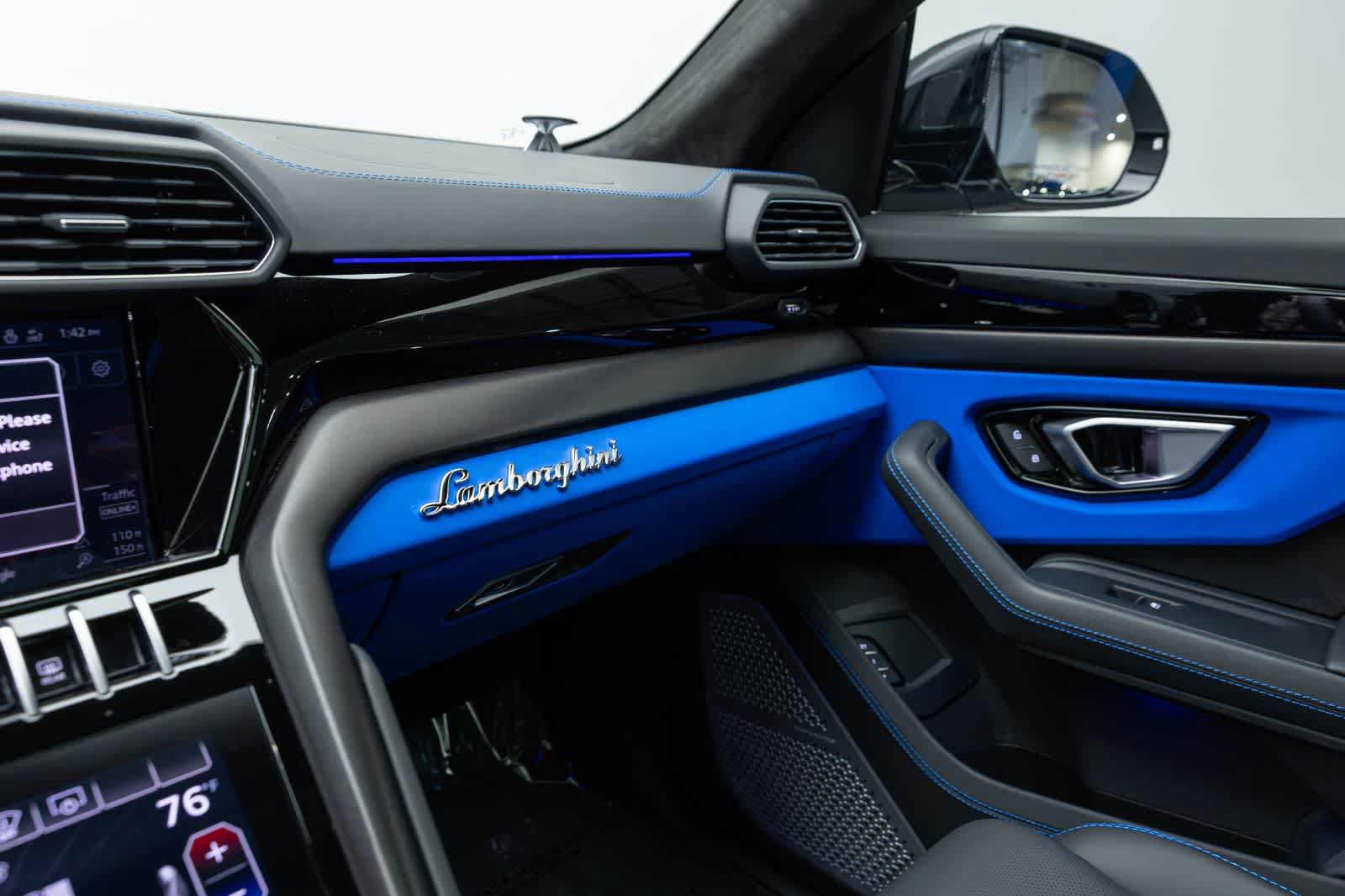 Used 2024 Lamborghini Urus S AWD/4WD image 38