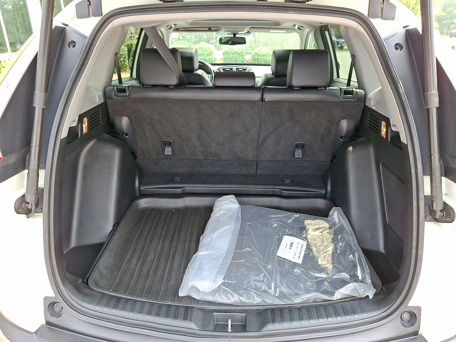 Used 2018 Honda CR-V Touring image 29