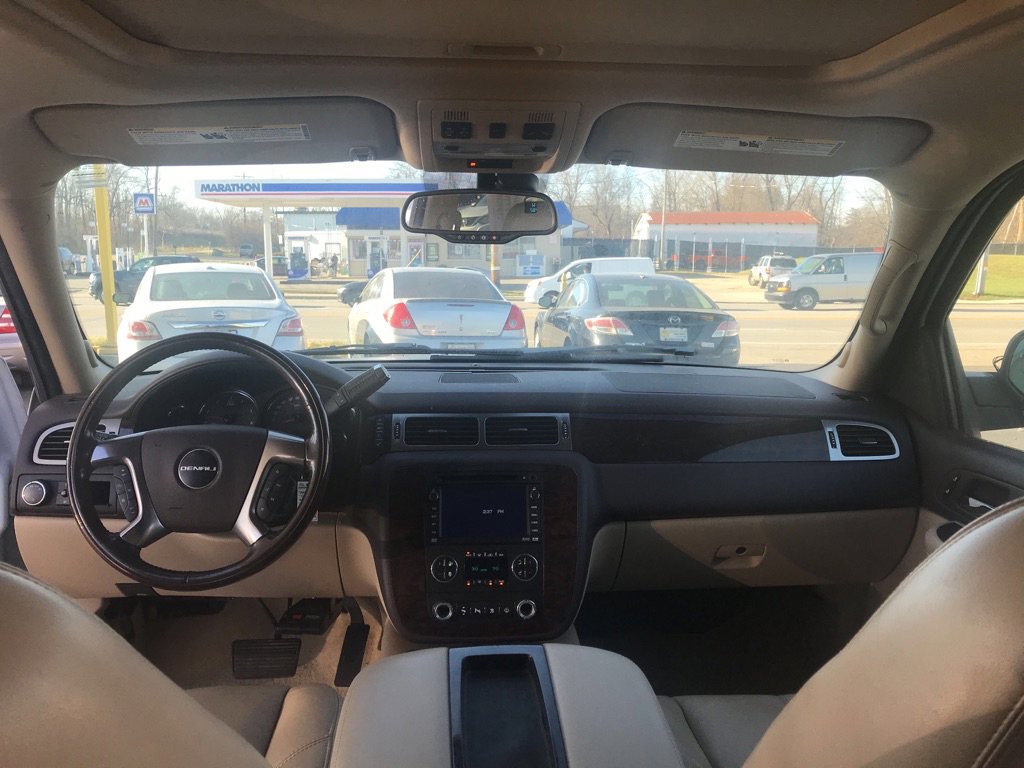 Used 2007 GMC Yukon XL Denali image 29