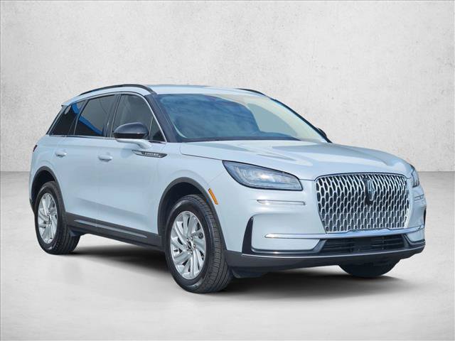 Used 2026 Lincoln Corsair Premiere FWD image 2