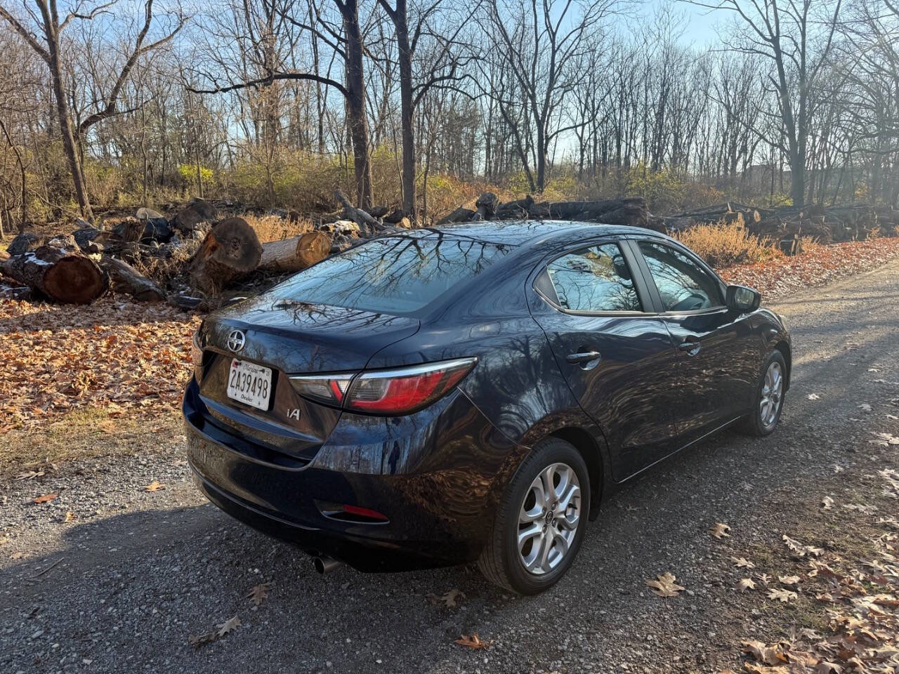 Used 2016 Scion iA Base 4dr Sedan 6M image 7