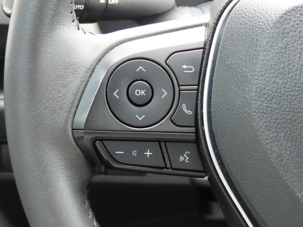 Used 2024 Toyota RAV4 XLE Premium AWD/4WD image 40