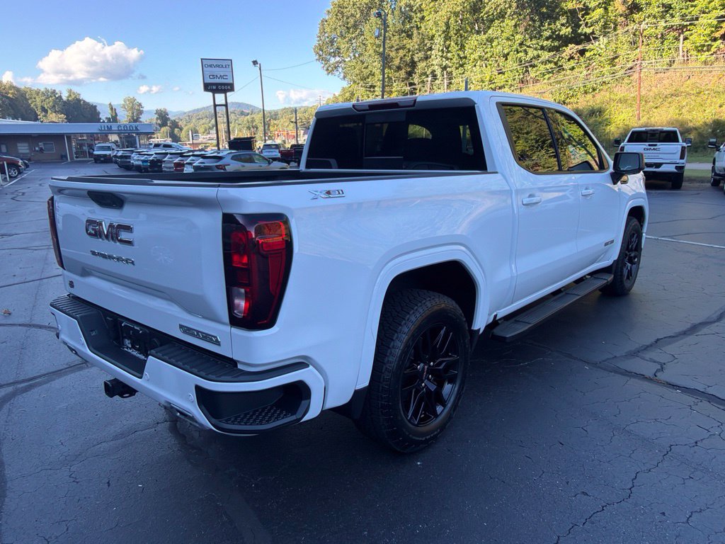 New 2026 GMC Sierra 1500 Elevation w/ Elevation Premium Package AWD/4WD image 4