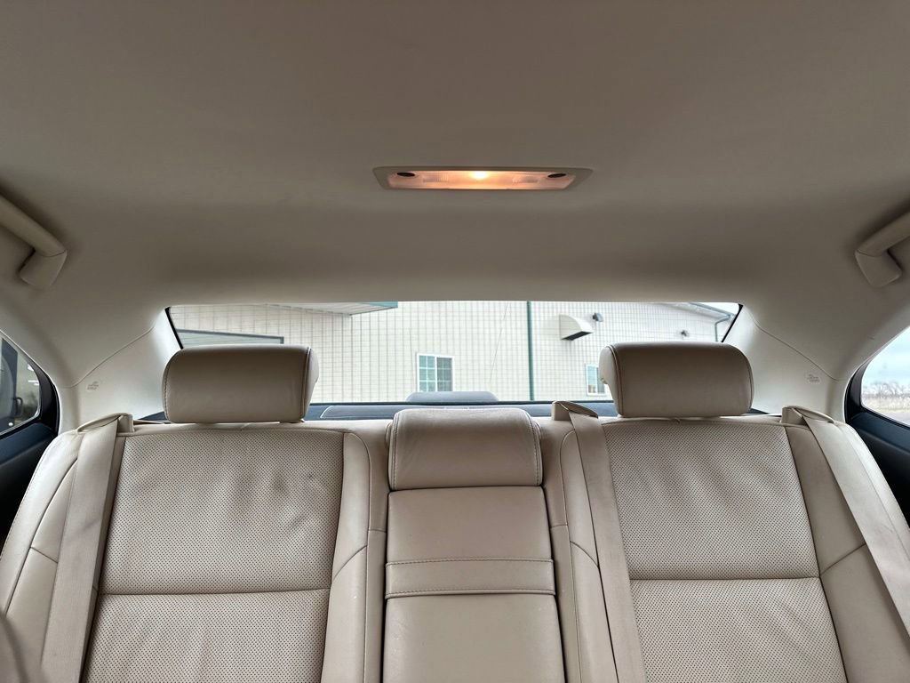 Used 2014 Lexus ES 350 w/ Luxury Package image 33