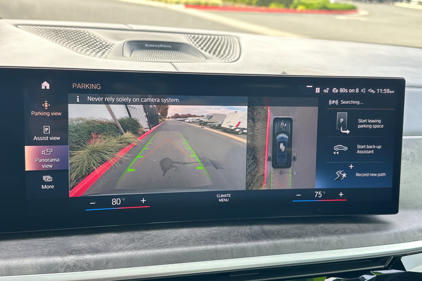 Used 2023 BMW X7 M60i w/ Executive Package image 21