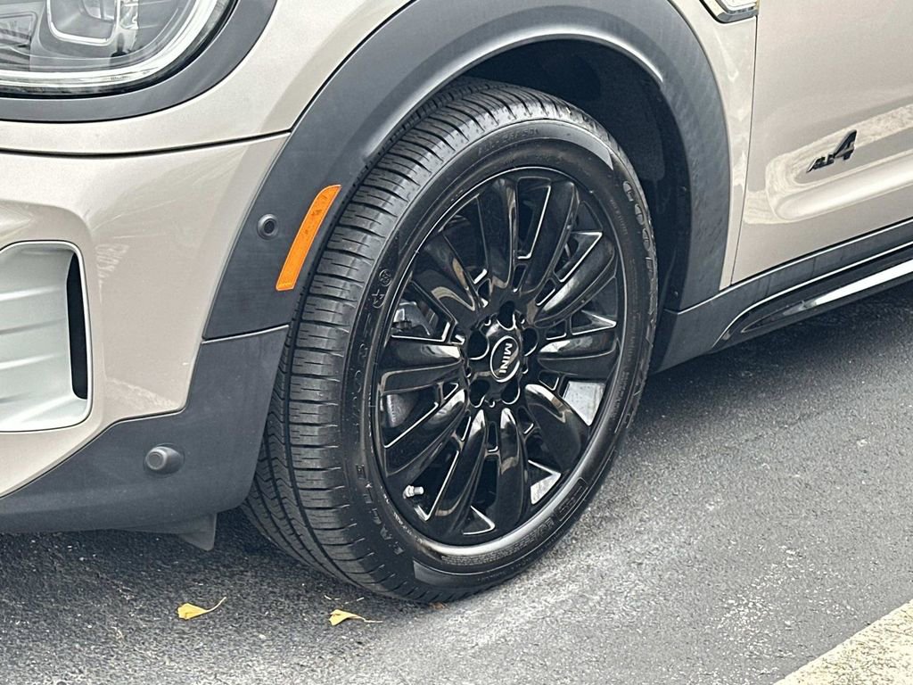 Used 2023 MINI Cooper Countryman SE w/ Storage Package image 30