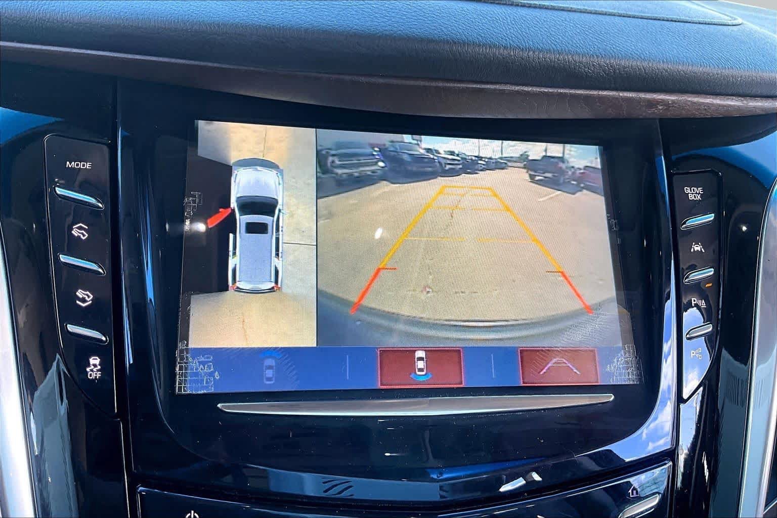 Used 2018 Cadillac Escalade ESV Luxury RWD image 27
