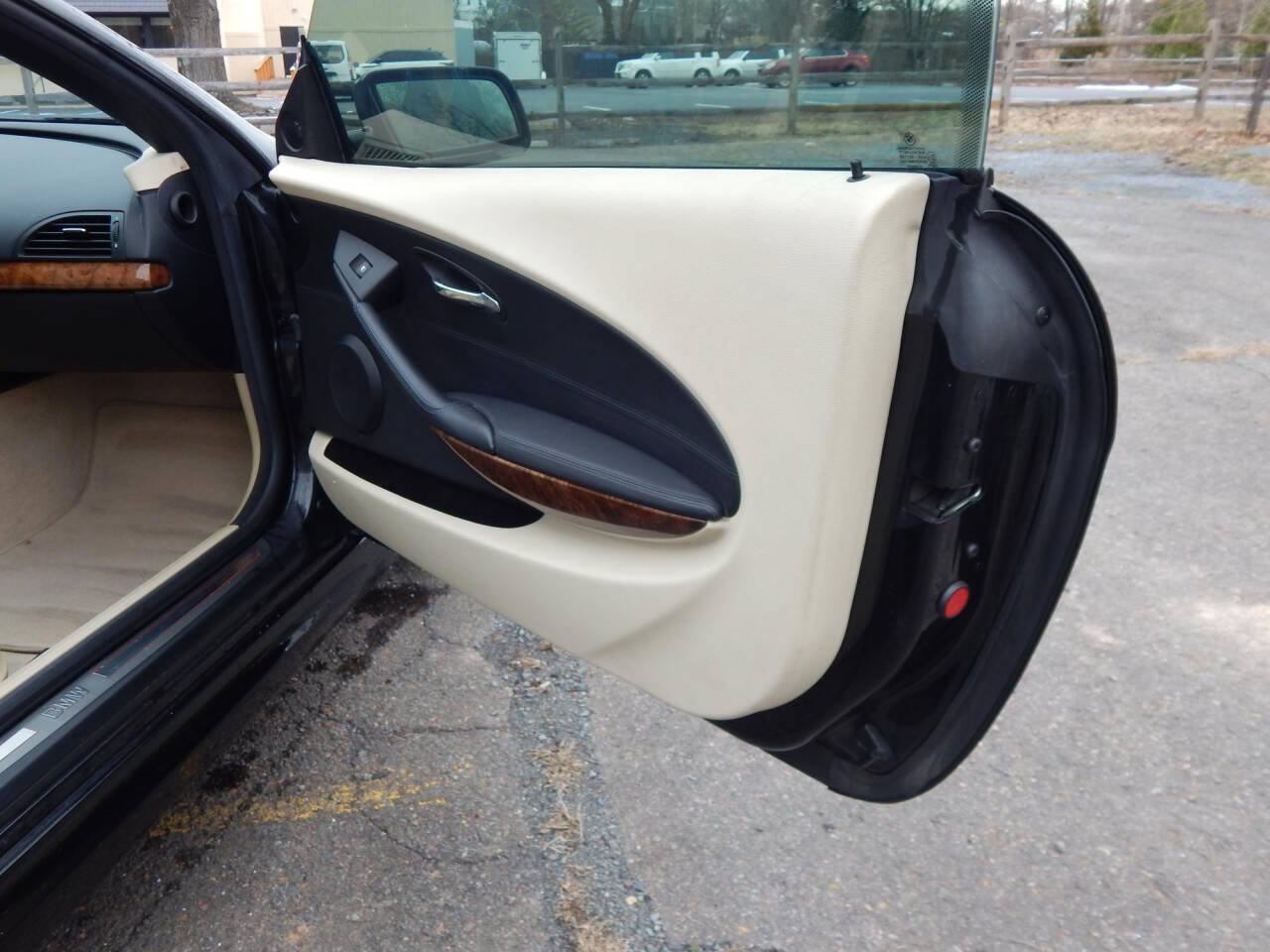 Used 2009 BMW 650i Convertible RWD image 15